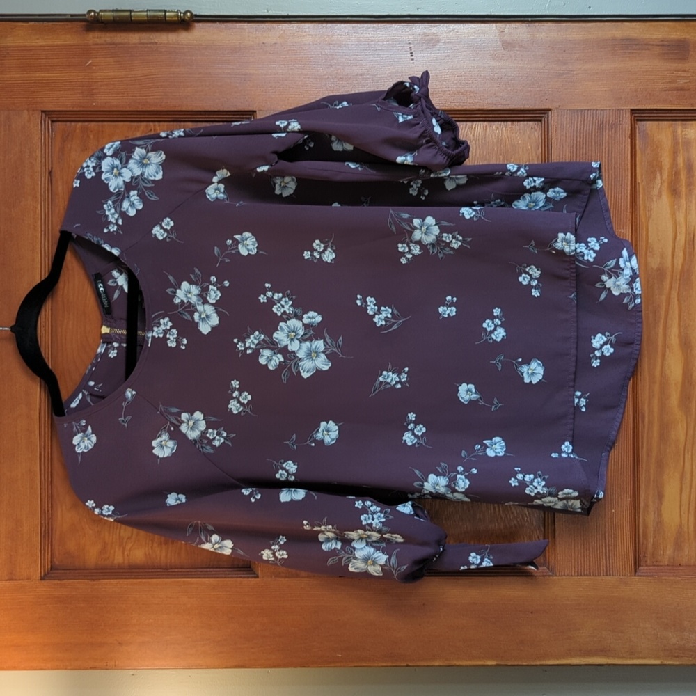 Paper Moon Small Purple Floral Tie 3/4 Sleeve Blouse